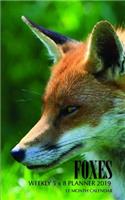 Foxes Weekly 5 X 8 Planner 2019: 12 Month Calendar