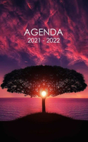 Agenda 2021 - 2022: Agenda Escolar dia por pagina Paisaje Playa Luna Para estudiantes Primaria Colegio Secundaria Diaria y semanalmente Septiembre de 2021 a julio de 20