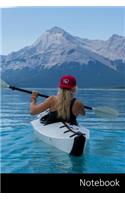 Notebook: Ragazza, Kayak, Canoa, Kayak taccuino / agenda / quaderno delle annotazioni / diario / libro di scrittura / carnet / zibaldone - 6 x 9 pollici (15,2