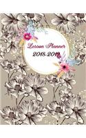 Lesson Planner 2018-2019: Cute Daisy Flowers, Two Year Daily Monthly and Weekly Lesson Planner for Teachers. Setting Yearly Goal and Record Professional Development.. 8.5" X 