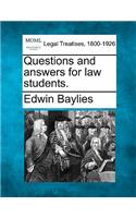 Questions and answers for law students.: (English)