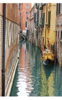 Gondola and Historic Buildings in Venice Italy Journal: 150 page lined notebook/diary
