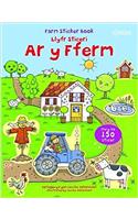 Llyfr Sticeri ar y Fferm/Farm Sticker Book