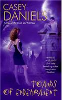 Tombs of Endearment: (Pepper Martin Mysteries)