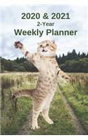 2020 & 2021 Weekly Planner - Two Year Appointment Book Gift - Two-Year Agenda Notebook for Cat Owners - 2-Year: Funny Tabby Cover Month Calendar: 2 Years of Monthly Plans - Daily Reminder Logbook - Day Log For Academic, Work, Personal, Schedule, etc.