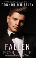 Fallen For A Lie: A Gay Spy Romantic Suspense Novella(1 The English Contemporary Gay Romance Books)
