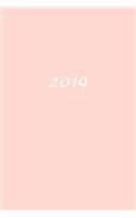 2019: Jan - Dez Wochenplaner - 365 Tage Terminkalender Mit Uhrzeit - 1 Tag Auf 1 Seite, Ca. A5 - Zartrosa