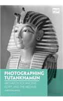 Photographing Tutankhamun