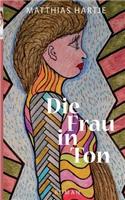 Frau in Ton