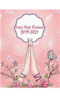 Three Year Planner 2019-2021: Pretty Floral, 36 Months, Three year Calendar Planner, Daily Weekly Monthly Planner, Organizer, Agenda, 630 pages Large 8.5" x 11"