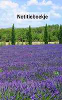Notitieboekje: Dagboek / Tijdschrift / Journaal met lavendermotief - 100 pagina's gevoerd