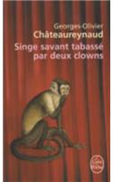 Singe Savant Tabasse Par Deux Clowns