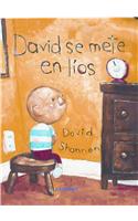 David Se Mete en Lios