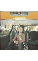 Staying Safe in the Car / La Seguridad En El Auto: (Safety First / La Seguridad Es Lo Primero)