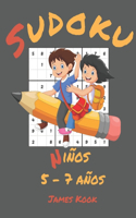 Sudoku Niños 5 - 7 años -: James Kook - 200 cuadriculas de Sudoku con solución para niños de 5 a 7 años. Juego de lógica, reflexión y rompecabezas.