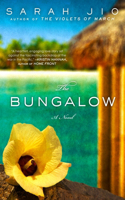Bungalow: A Novel(English)