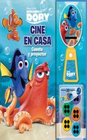 Buscando a Dory. Cine en casa: Cuento con proyector