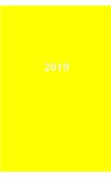 2019: Kalender/Terminplaner: 1 Woche auf 2 Seiten, Format ca. A5, Cover gelb(7 Kalender/Terminplaner)
