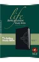 Life Application Study Bible-NLT-Personal Size Celtic Cross: New Living Translation Black Celtic Cross TuTone LeatherLike Personal Size