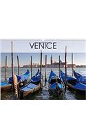 Venice 2018: Venice Never Loses its Capacity to Enchant with its Canals and Palaces.(Calvendo Places)