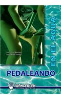Pedaleando en el agua