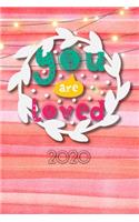 You are loved 2020: Terminplaner - Wochenkalender - Monatskalender für 2020 im praktischen Taschenformat und tollen "You are loved" Design