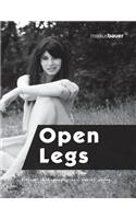 Open legs: Erotic photography and daring nudes(3 Photography by Markus Bauer)