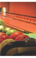 Bowling Scorebuch: Trainingstagebuch für dein Bowlingtraining und deine Bowlingspiele &#9830; Führe Protokoll, notiere jeden Strike, Spare und deine Ergebnisse &#9830;