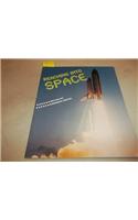 Reaching Into Space, Single Copy, Discovery Phonics 2: (Discovery Phonics II)