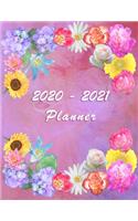 2020 - 2021 - Two Year Planner: Academic and Student Daily and Monthly Planner - July 2020 - June 2021 - Organizer & Diary - To do list - Notes - Month's Focus - Elegant Pink Flowe