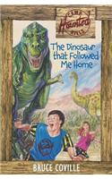 The Dinosaur That Followed Me Home: (3 Camp Haunted Hills)