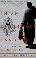 In an Antique Land: History in the Guise of a Traveler's Tale(Vintage Departures)