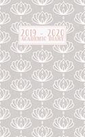 2019 - 2020 Academic DIary: Mid Year Organiser Student Planner - Horizontal Week on 2 Pages with Notes - Pale Pink and White Floral Pattern