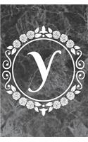 Y: Sketchbook - Cute Personalized Floral Initial Monogram Drawing Book for Artists - Pretty Doodling Pad for Students for Girls & Women - Letter Y - Bl