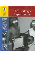 Forty Years of Medical Racism: The Tuskegee Experiments(Lucent Library of Black History)