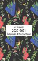 At a Glance 2020-2021 Daily Weekly & Monthly Planner: Jan-Dec