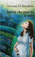Marta che guarda il cielo
