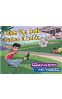 I Kick the Ball / Pateo El Balón