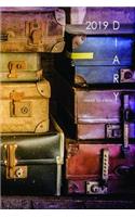 2019 Diary Week to View: Suitcase Design