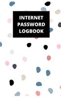 Internet Password Logbook: (5.5 x 8.5 in, 110 pages): Password Journal, Logbook, Login and Private Information Keeper, Notebook(21 Password Logbook)