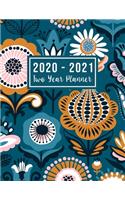 2020-2021 Two Year Planner: 2-year appointment calendar planner - 24 Months Agenda Planner with Holiday from Jan 2020 - Dec 2021 Large size 8.5 x 11 2020-2024 planner, organize