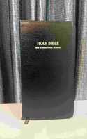 English Bible | NIV | Large Print | Black Leather | with Zip (Golden Edges - Contains Old and New Testament)