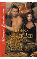 Tigers in Her Bed [The Tigers of Texas 7] (Siren Publishing Menage Everlasting)