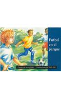 Fútbol En El Parque (Soccer at the Park): Individual Student Edition Amarillo (Yellow)(Rigby PM Coleccion)