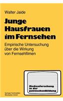 Junge Hausfrauen Im Fernsehen