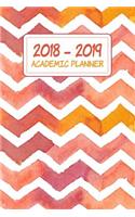 2018-2019 Academic Planner: Daily, Weekly, and Monthly Calendar Planner and Organizer for Students for the Academic Year 2018-2019 (6x9) V7
