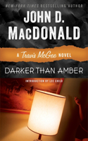 Darker Than Amber: A Travis McGee Novel(7 Travis McGee)